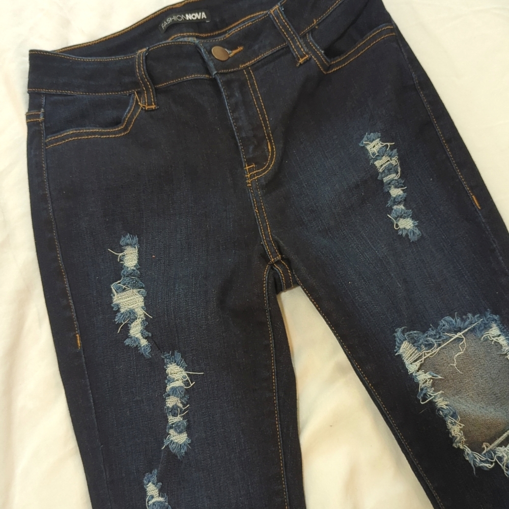 FASHION NOVA Jeans 👖
